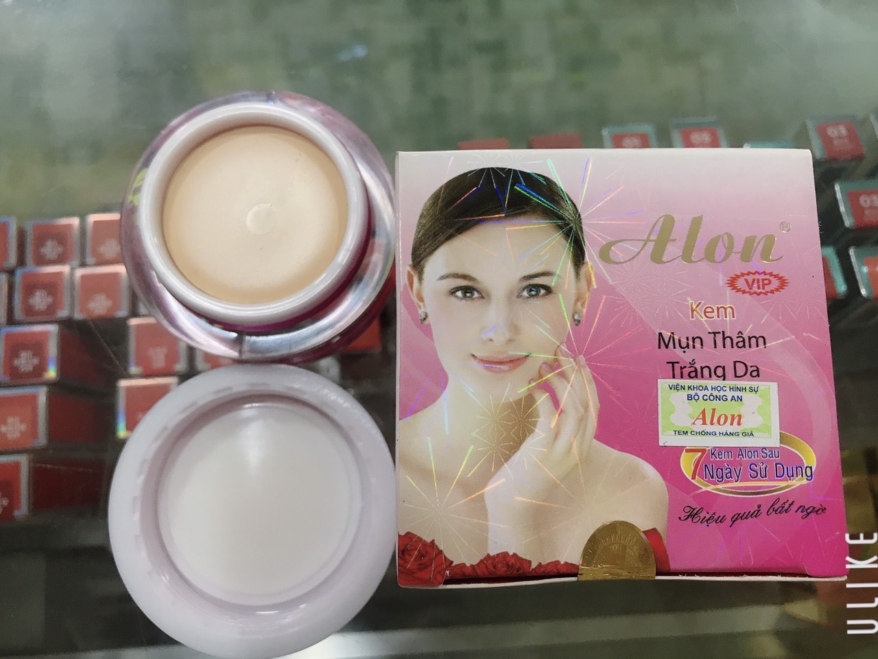 kem hết mụn thâm trắng da Alon vip hủ15g