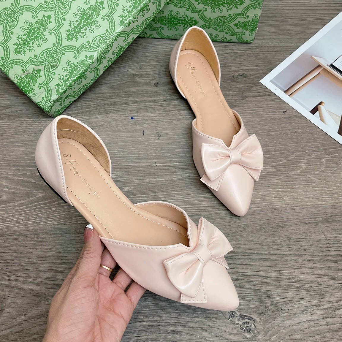 Giày búp bê nữ phối nơ da khoét eo mẫu mới thời trang