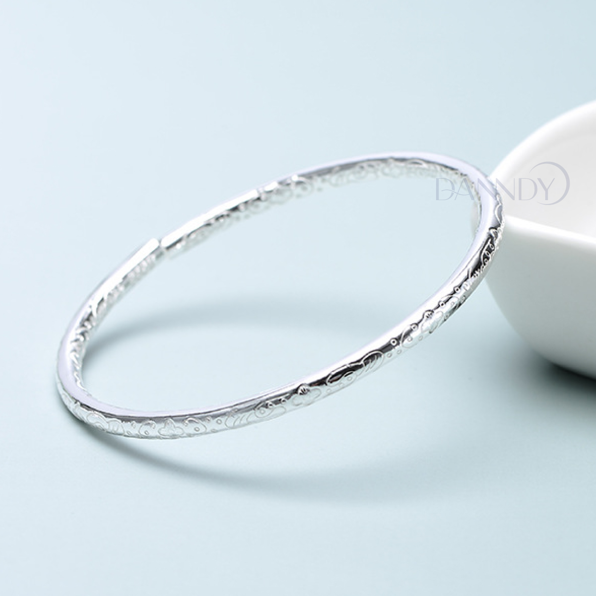 Vòng kiềng tay nữ đẹp mạ bạc vòng tay cuff cho nữ phong cách hiện đại lắc tay nữ hoa văn tinh xảo