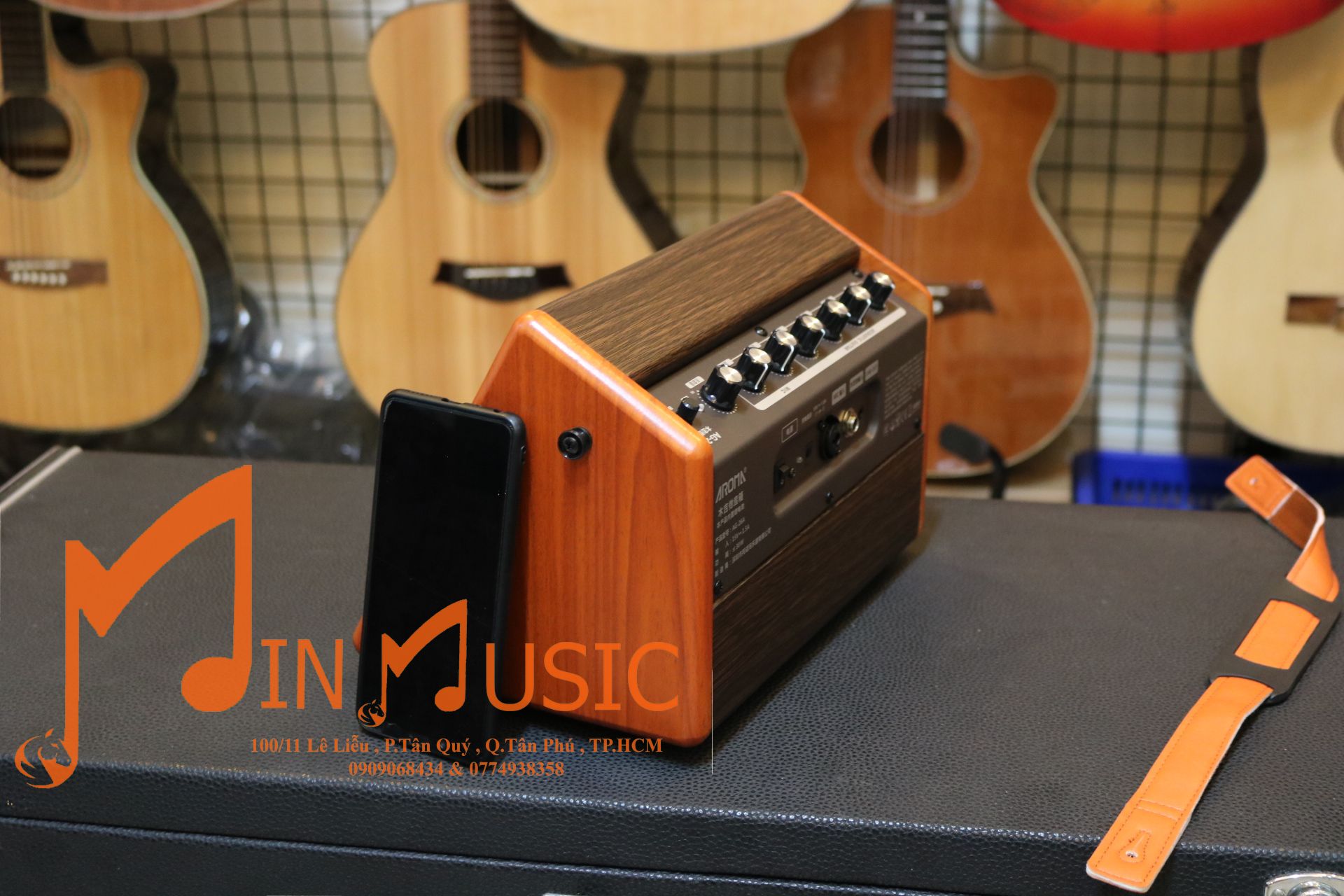 Ampli Guitar Acoustic Aroma AG-26A