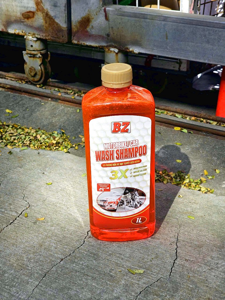 Nước Rửa Xe BZ Gloss Shampoo 1L Kèm Quà (Tùy Chọn Combo)
