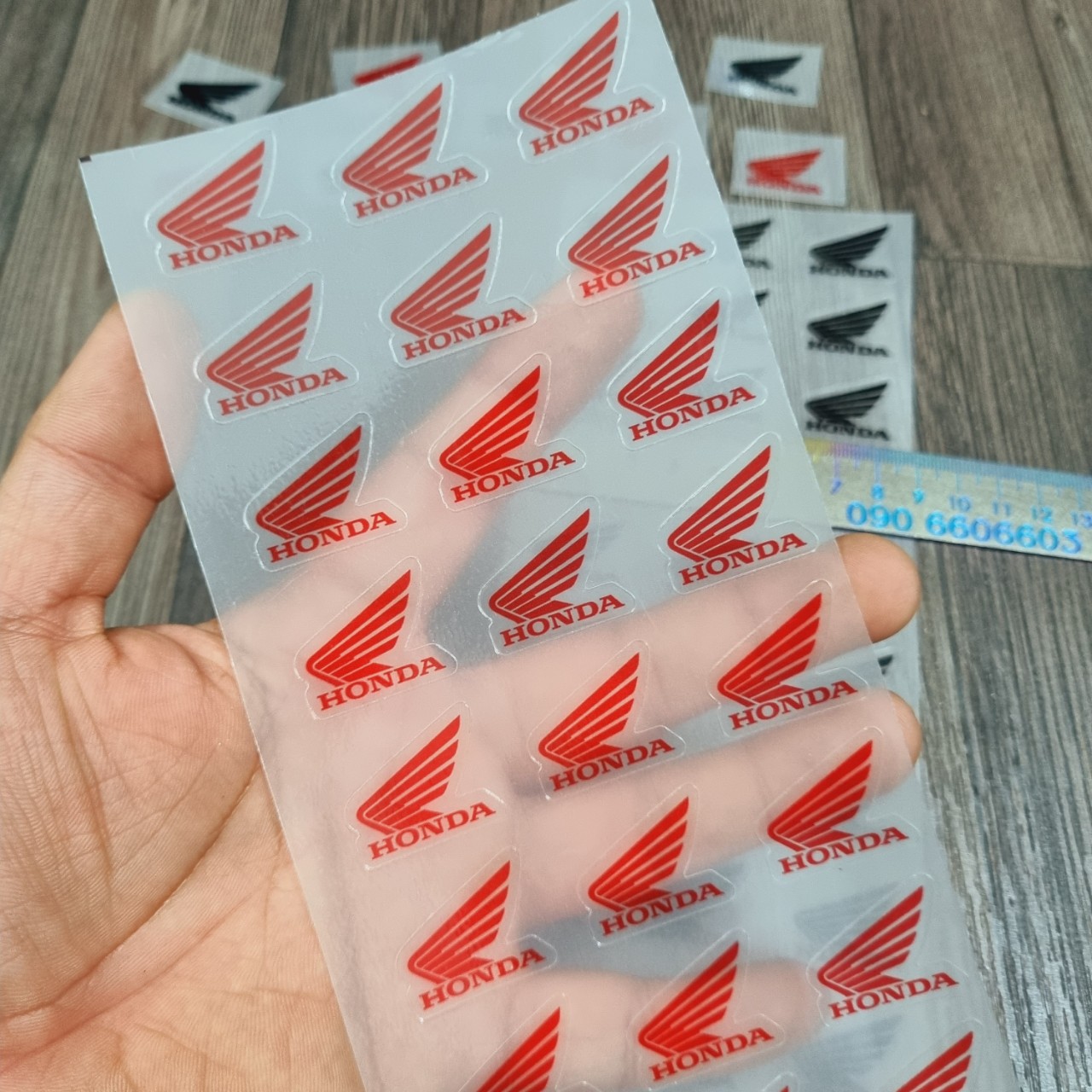 Tem nền trong logo cánh chim honda độ màu