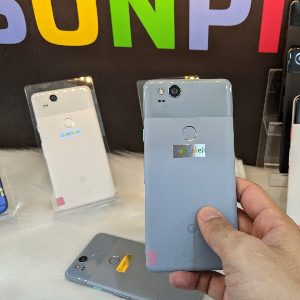 Google Pixel 2, Snapdragon 835 chip, 4/64GB RAM. Sonpixel plug kit