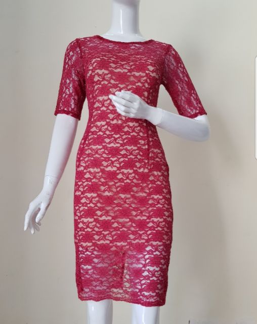 ZERASY - Đầm body tay lỡ màu đỏ đô