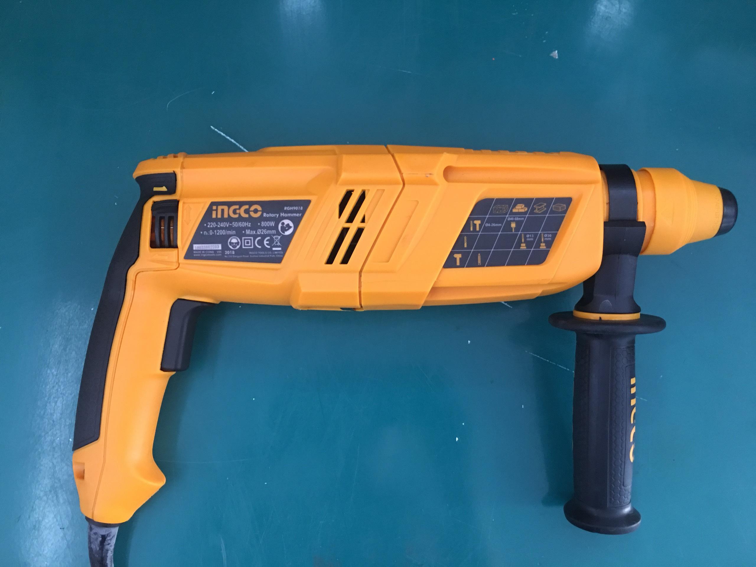 800W Máy khoan đục bê tông Ingco RGH9018