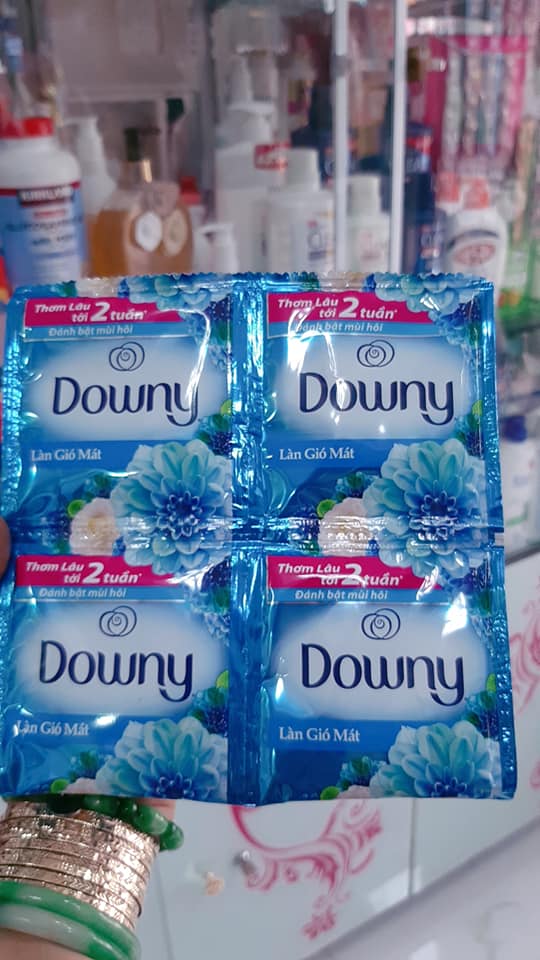 Combo 40 gói nước xả vải Downy 4 màu