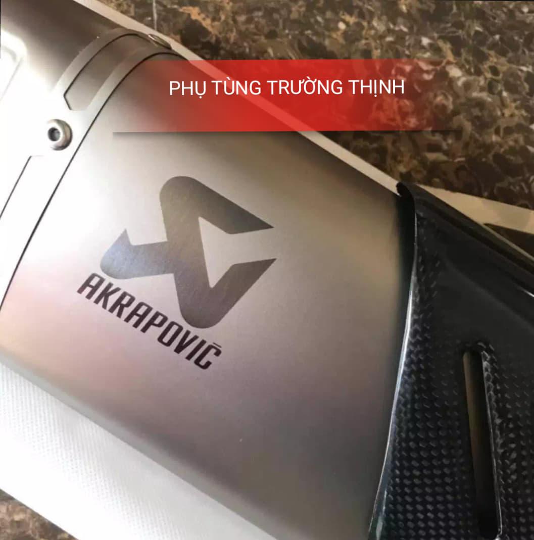 ( Hàng mới về ) Lon Pô Akrapovic R1 Nhập