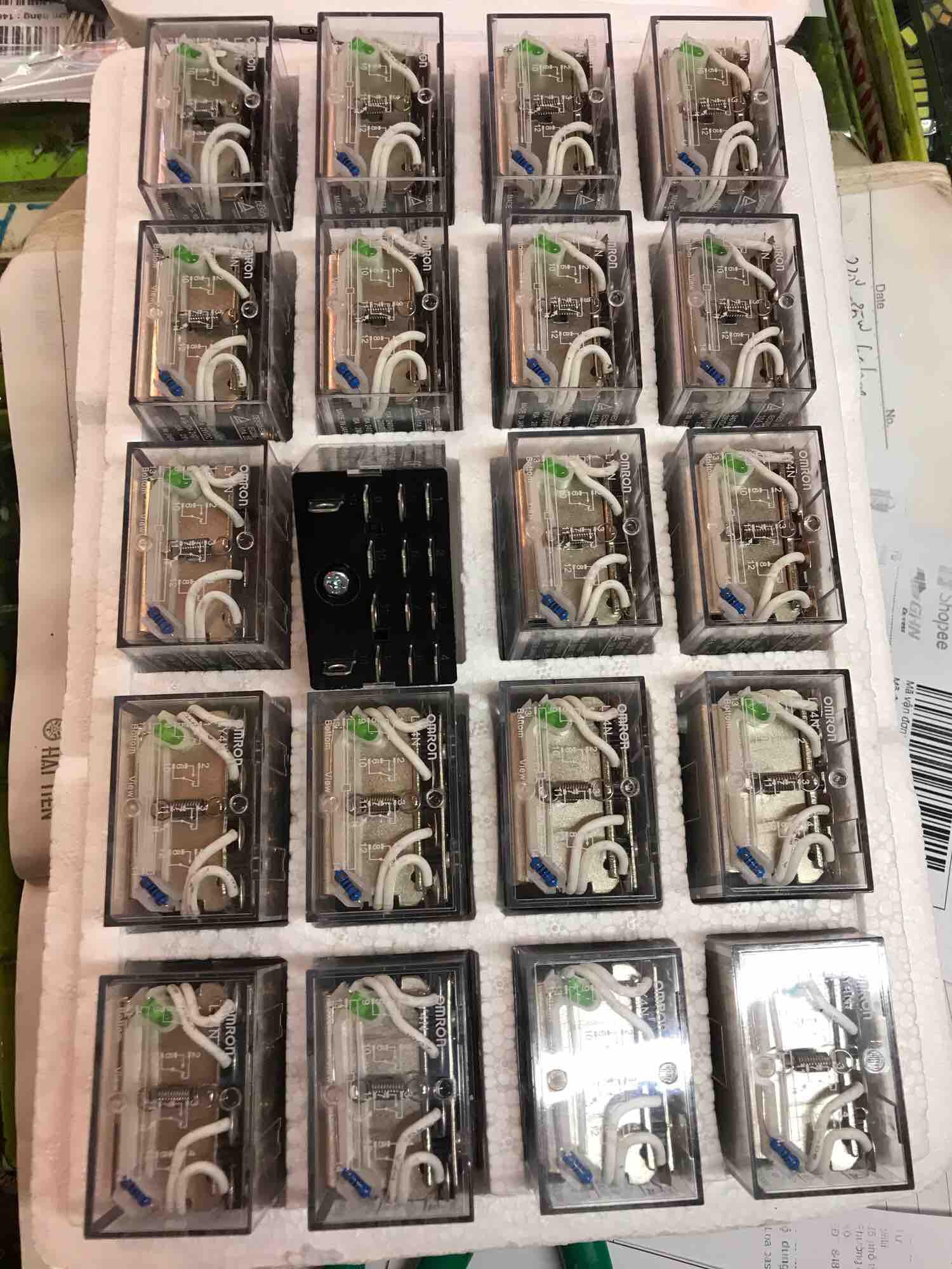 Rơ le 14 chân to 24v 10A