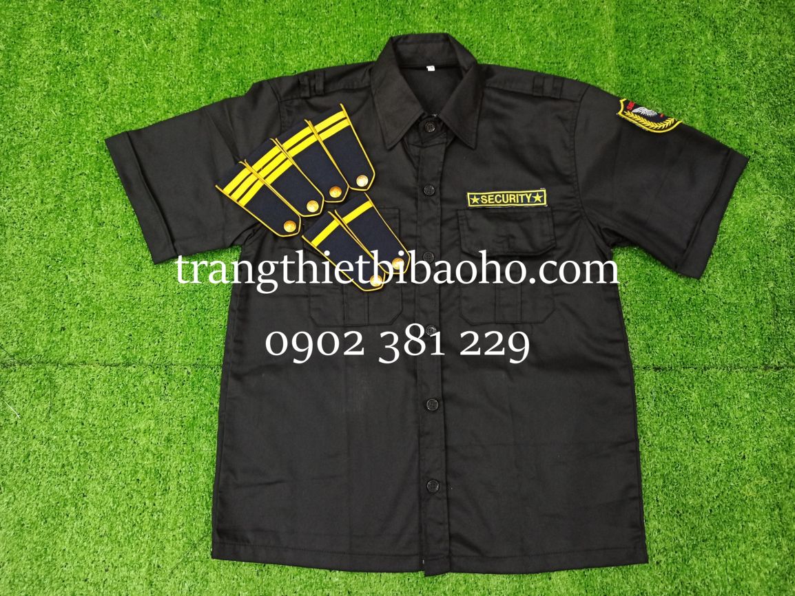 Áo bảo vệ, vệ sĩ màu đen kèm cầu vai 3 gạch viền vàng và logo tay ngực
