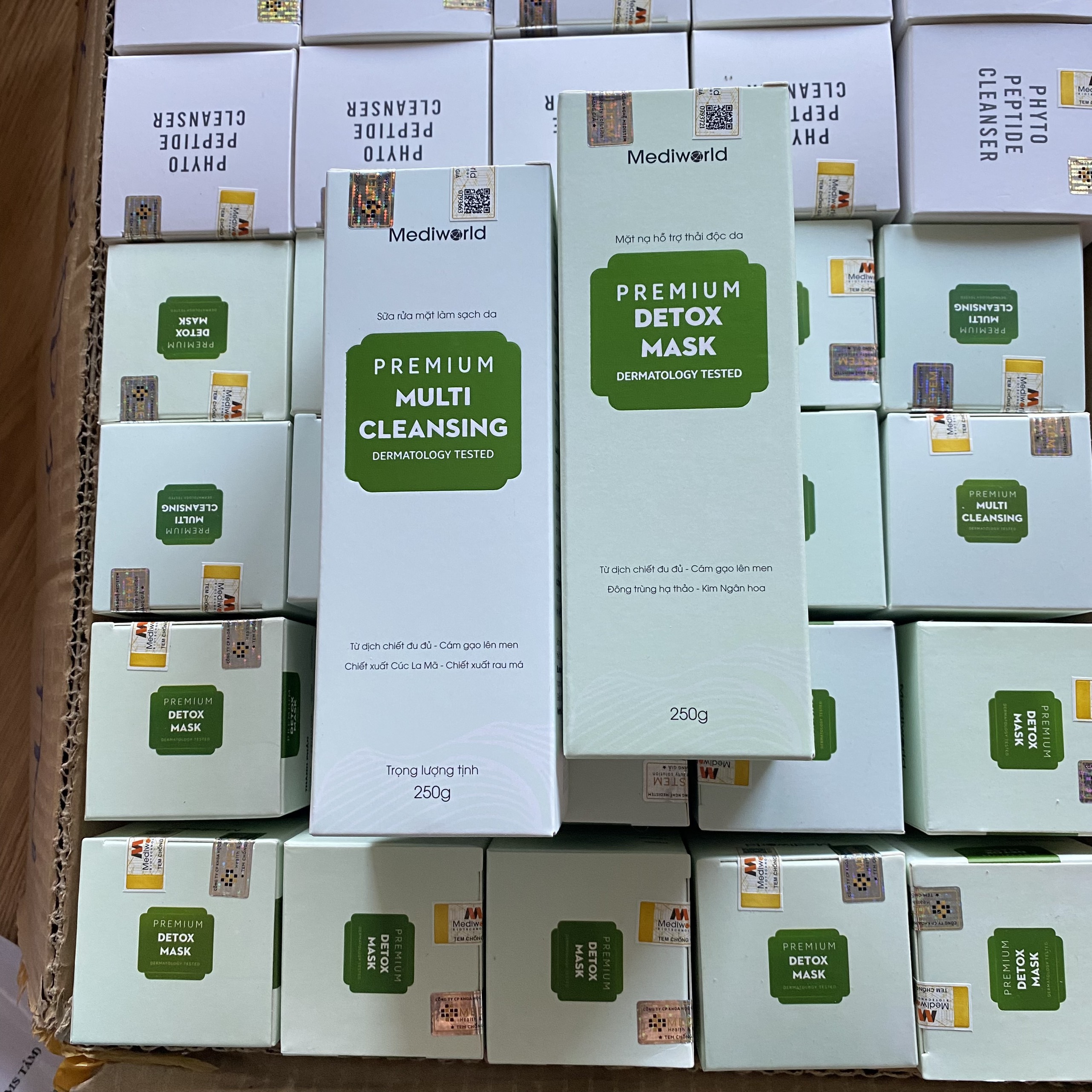 Sữa rửa mặt bio Premium Multi Cleansing mediworld