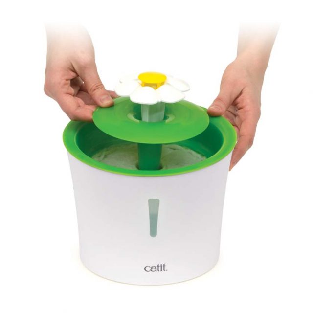 CATIT Water fountain including tray for cat 3L