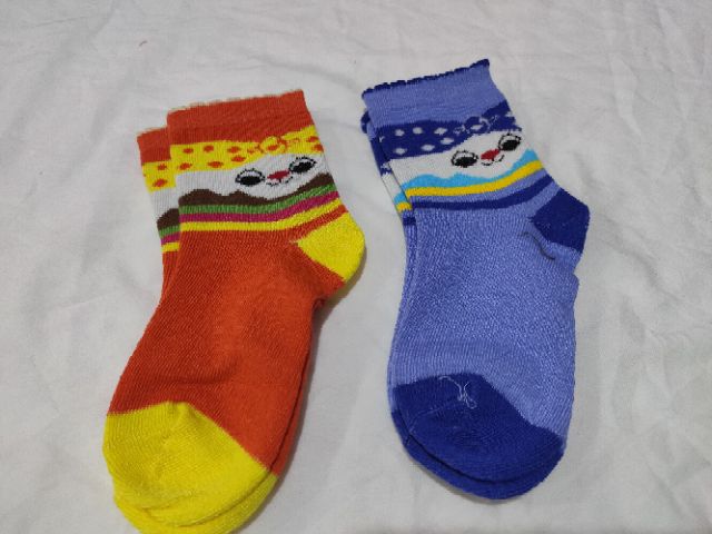 Tất cho bé gái từ 1 đến 8 tuổi