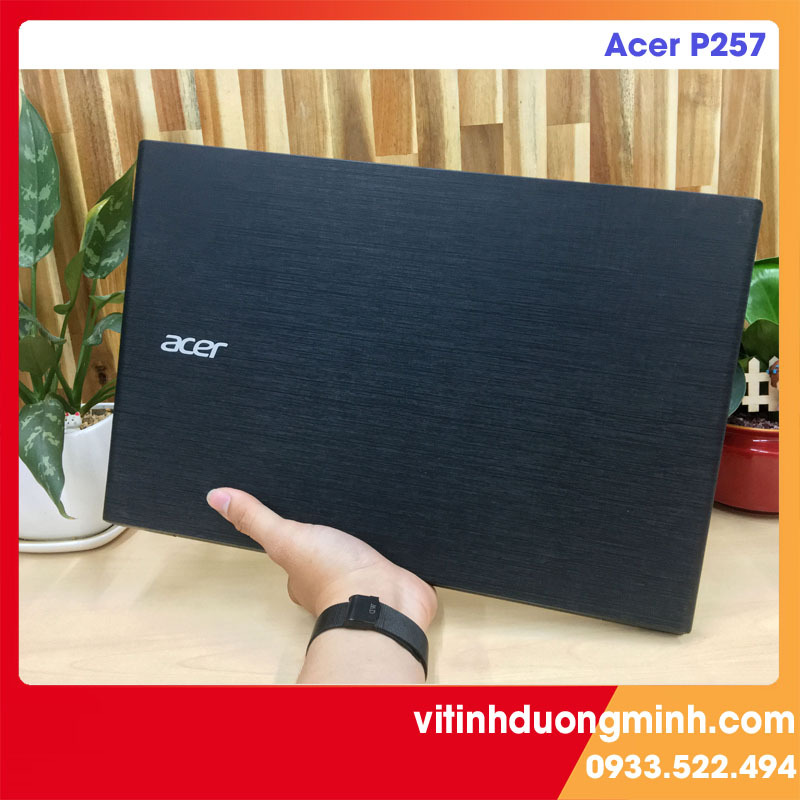 Laptop ACER Travelmate P257 - i5 5200u - HDMI - 15.6 inch