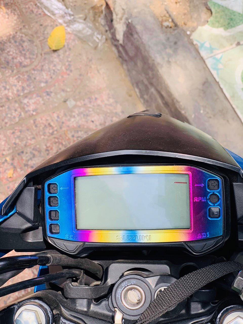 Viền đồng hồ titan Satria Raider