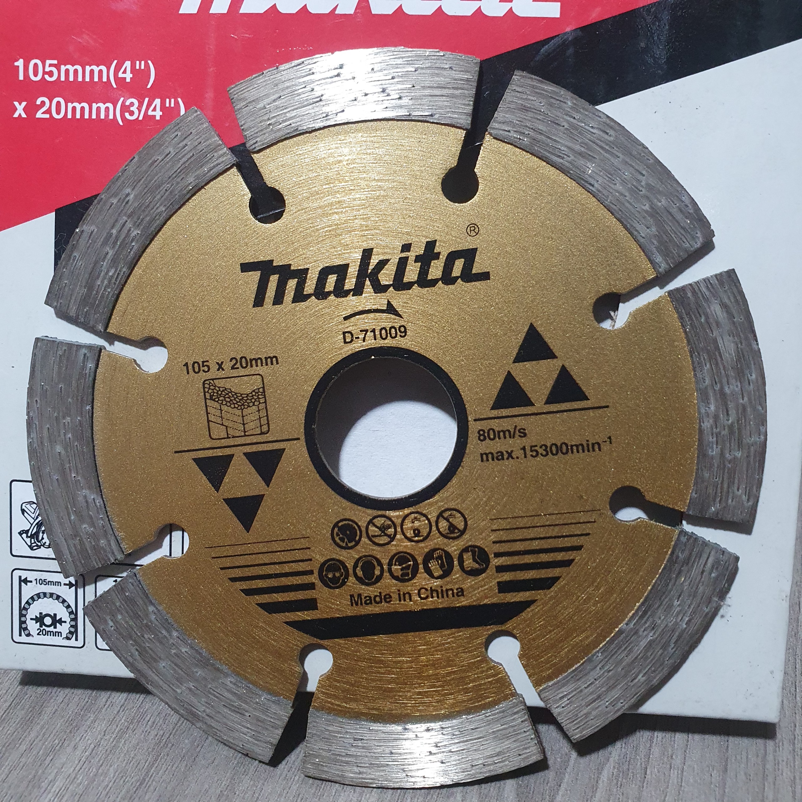 Lưỡi cắt bê tông Makita D-71009 (105mm)