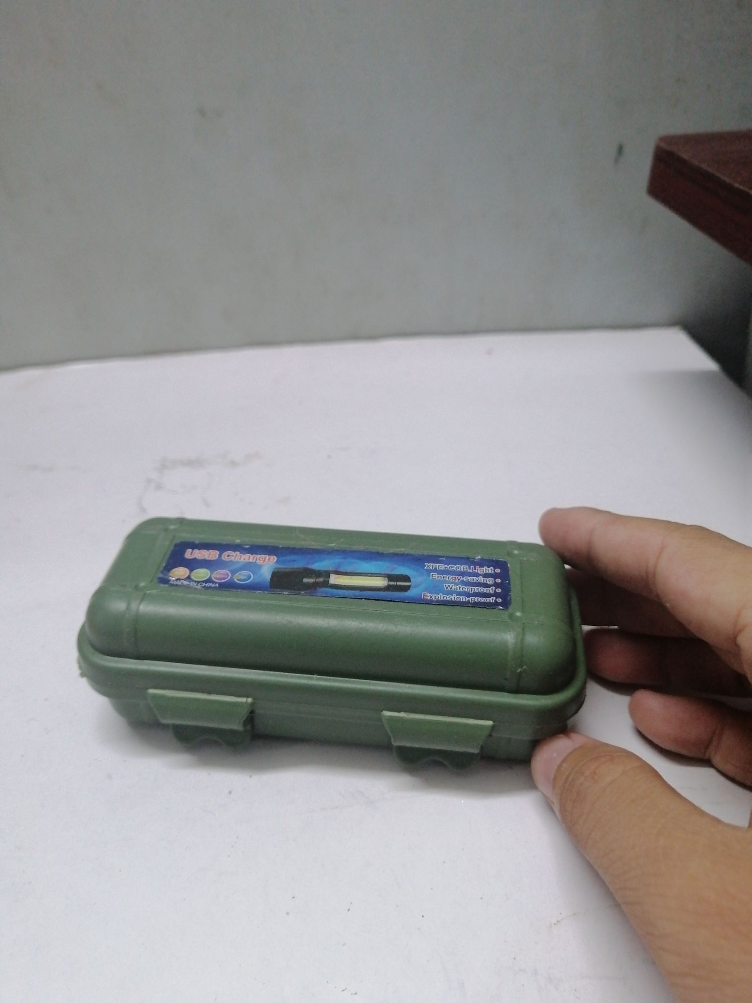 đèn pin siêu sáng mini H352