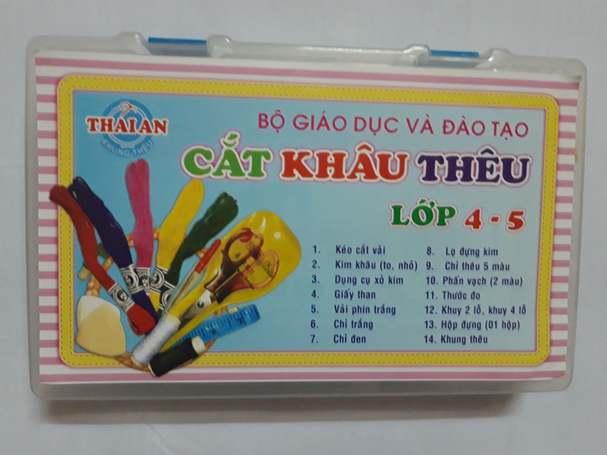 Bộ cắt Thêu lớp 4 và 5
