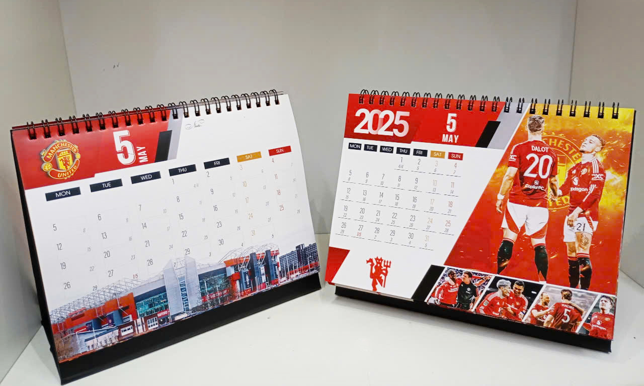 Lịch để bàn MU năm 2026
