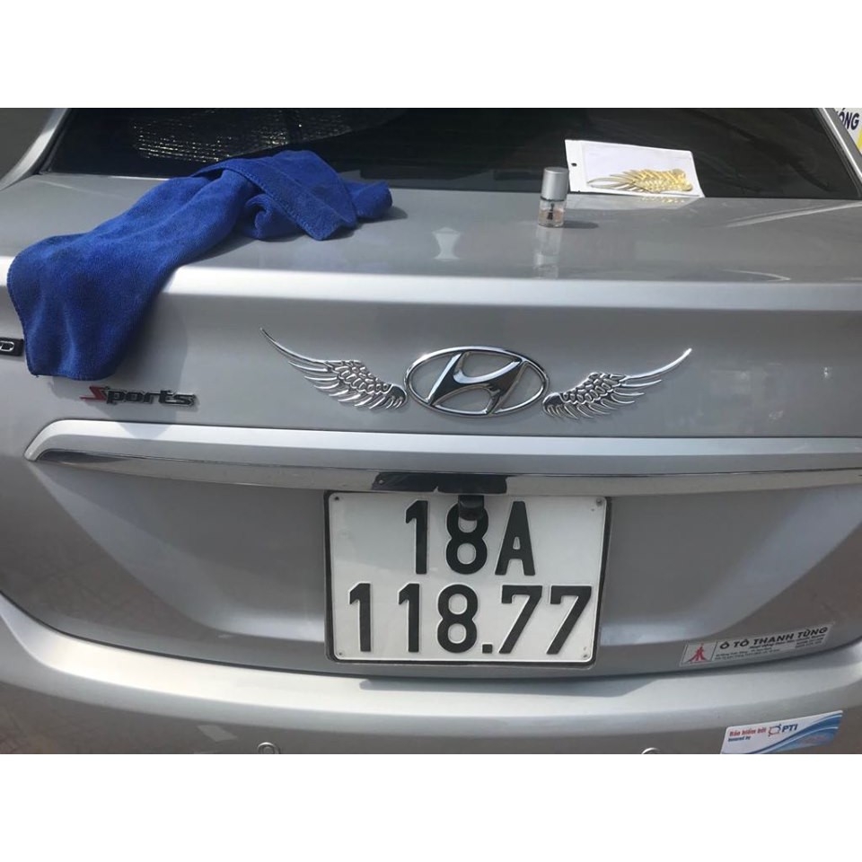 Logo cánh thiên thần Kim loại dán đuôi xe