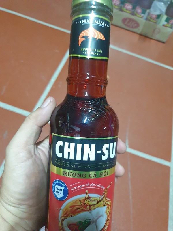 Chin-chewing fish sauce 500ml bottle