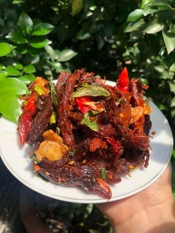 Khô Bò Đập Lá Chanh Cao Cấp - Siêu Ngon 500G