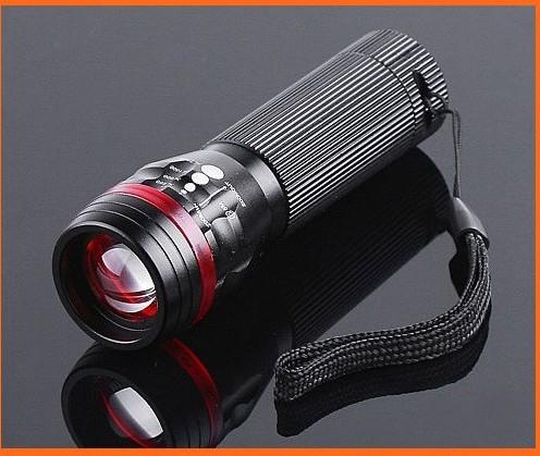 đèn pin cầm tay x2000