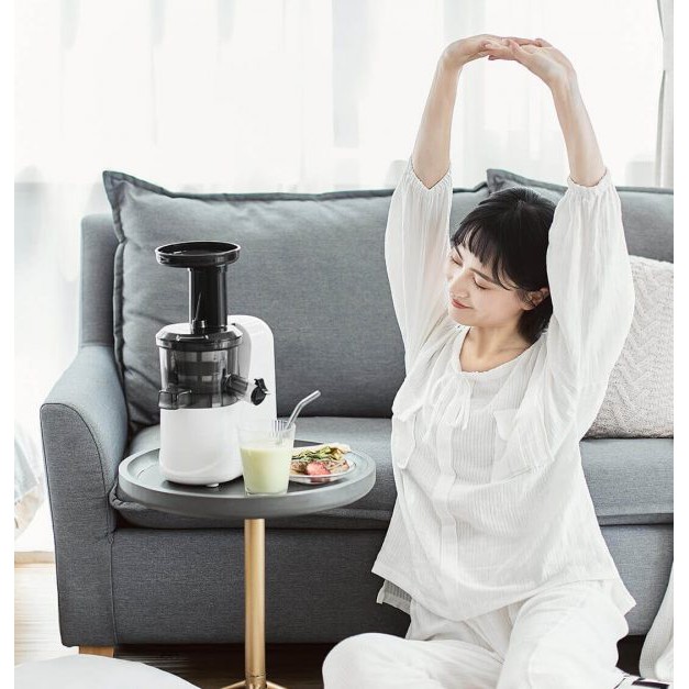 Máy ép trái cây tốc độ chậm SOLISTA