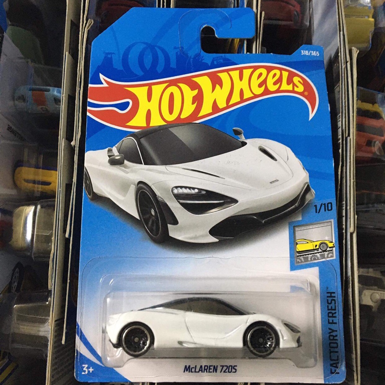 Xe Mô Hình Hot Wheels tỉ lệ 1:64 "Mclaren 720s" (Trắng)