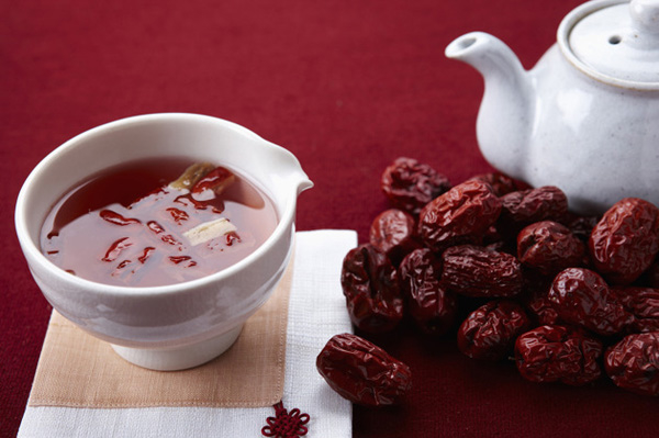 Táo đỏ sấy khô (100 gram , 250 gram, 500 gram)