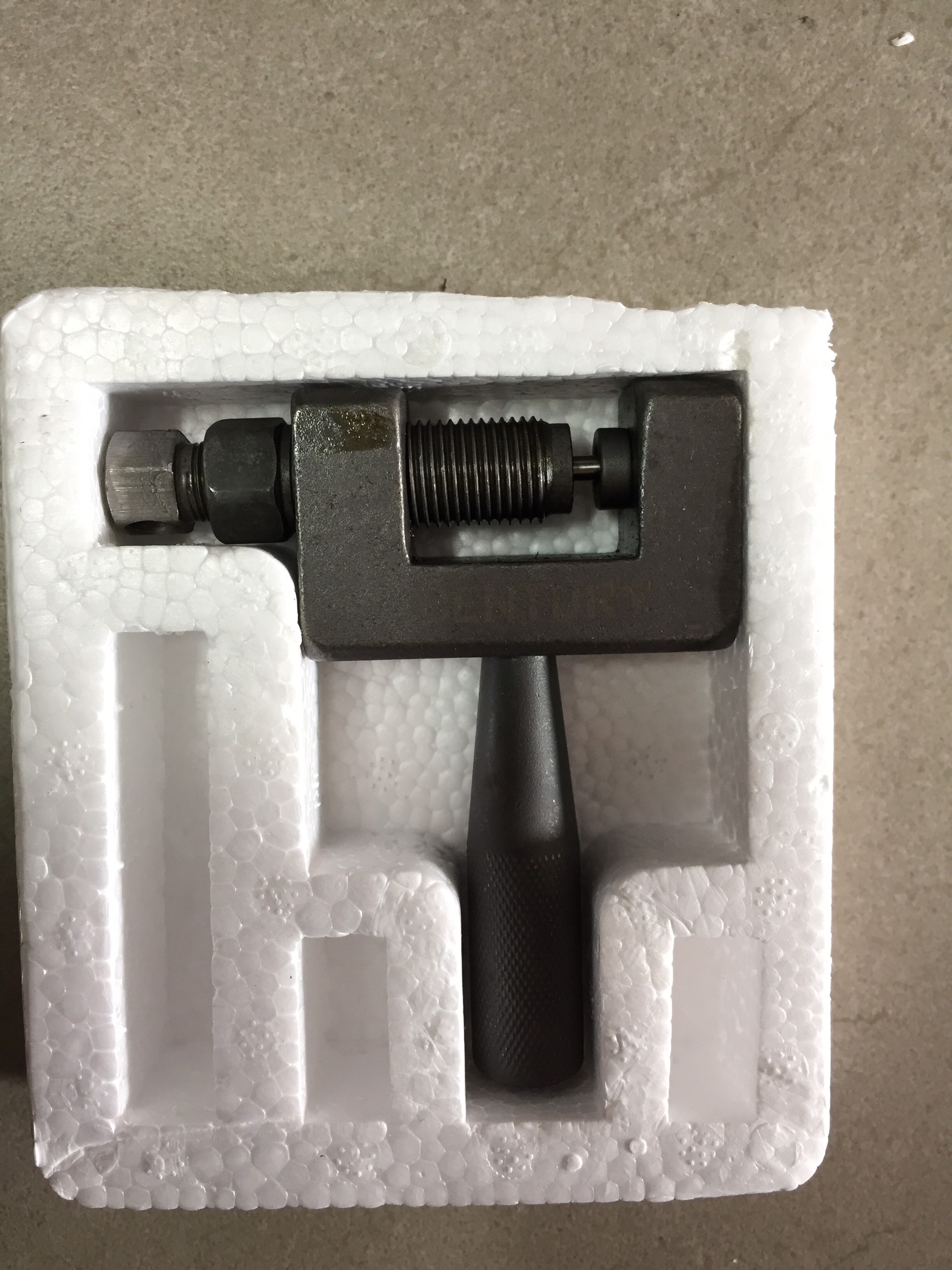 Cảo tháo mắt sên xe gắn máy (Hộp) Century  -  090406DC