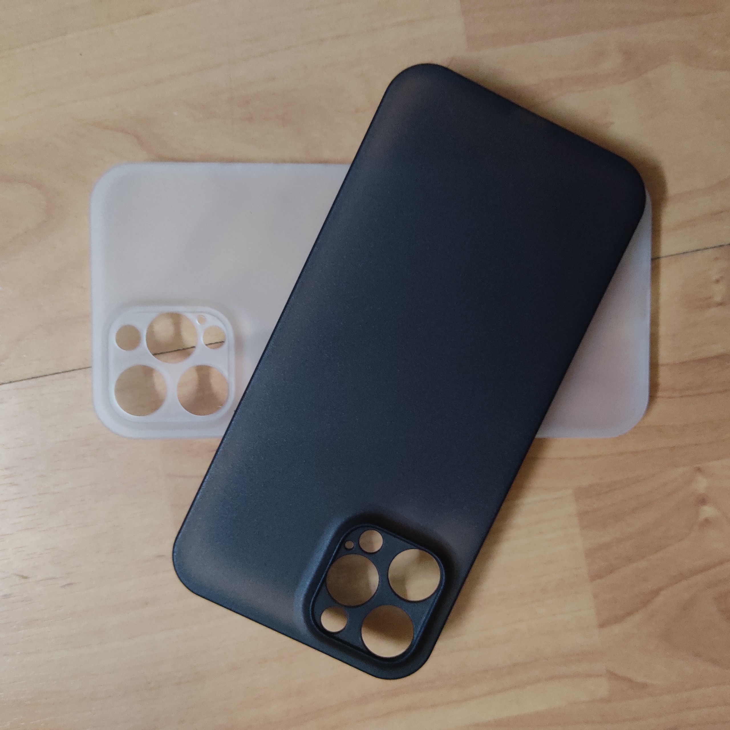 Ốp Lưng Siêu Mỏng Cho iPhone 12 Pro Max (6.7 Inch) (Ốp Không Bị Ố Vàng Khi Sử Dụng), Ốp iPhone 12 Pro Max Mỏng Chỉ 0.3mm