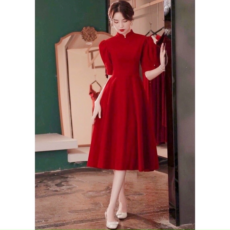 ĐẦM ĐỎ CỔ ÁO DÀI, NÚT NGỌC (có ảnh thật) MS116