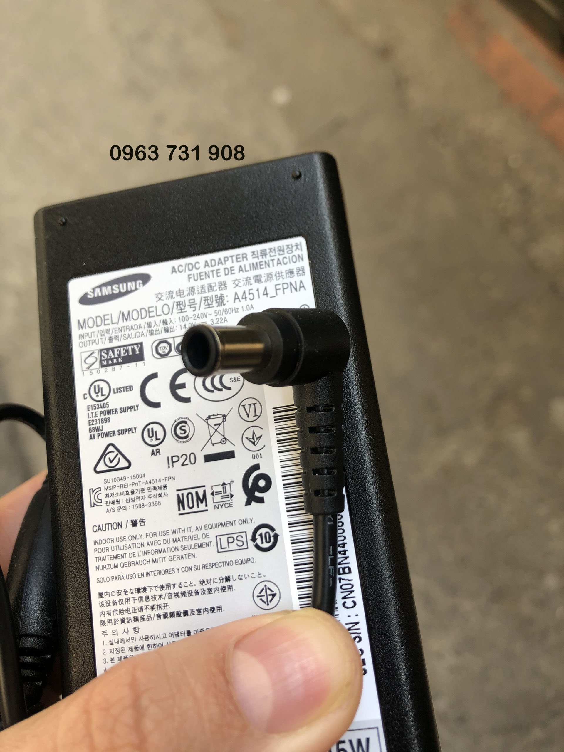 Adapter nguồn samsung 14v 3.22a chính hãng