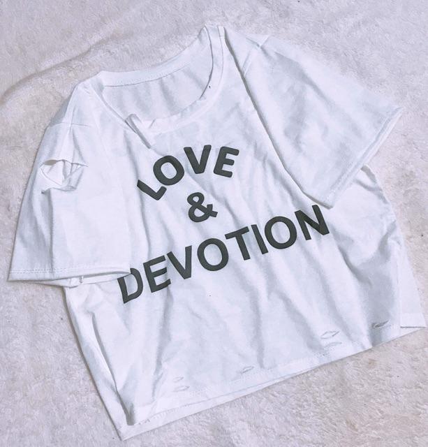 Áo croptop LOVE & ADEVOTION hở vai CHU0203
