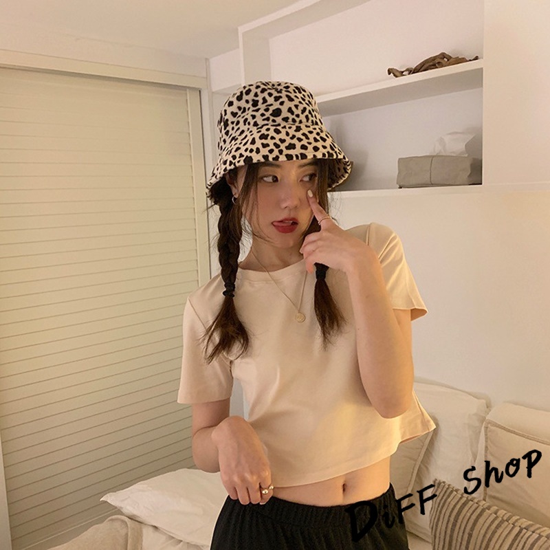 Áo croptop đẹp phối viền in hoa cúc