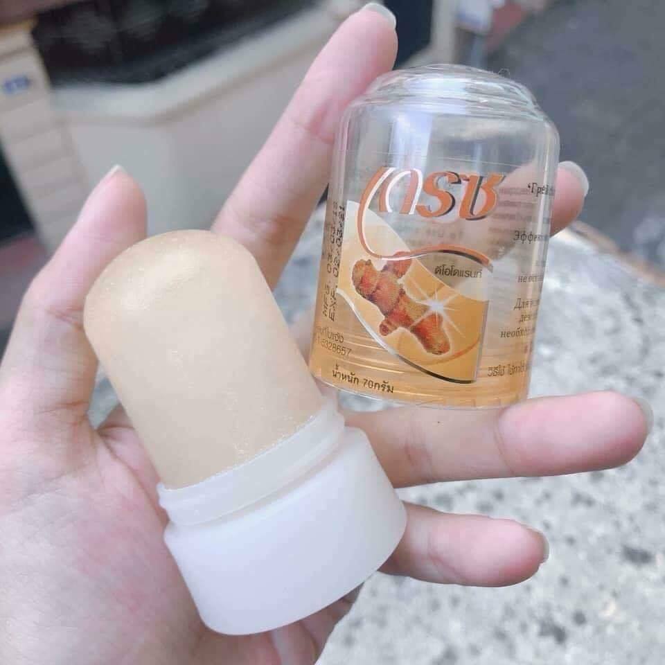 Lăn Khử Mùi ĐÁ KHOÁNG Thái Lan