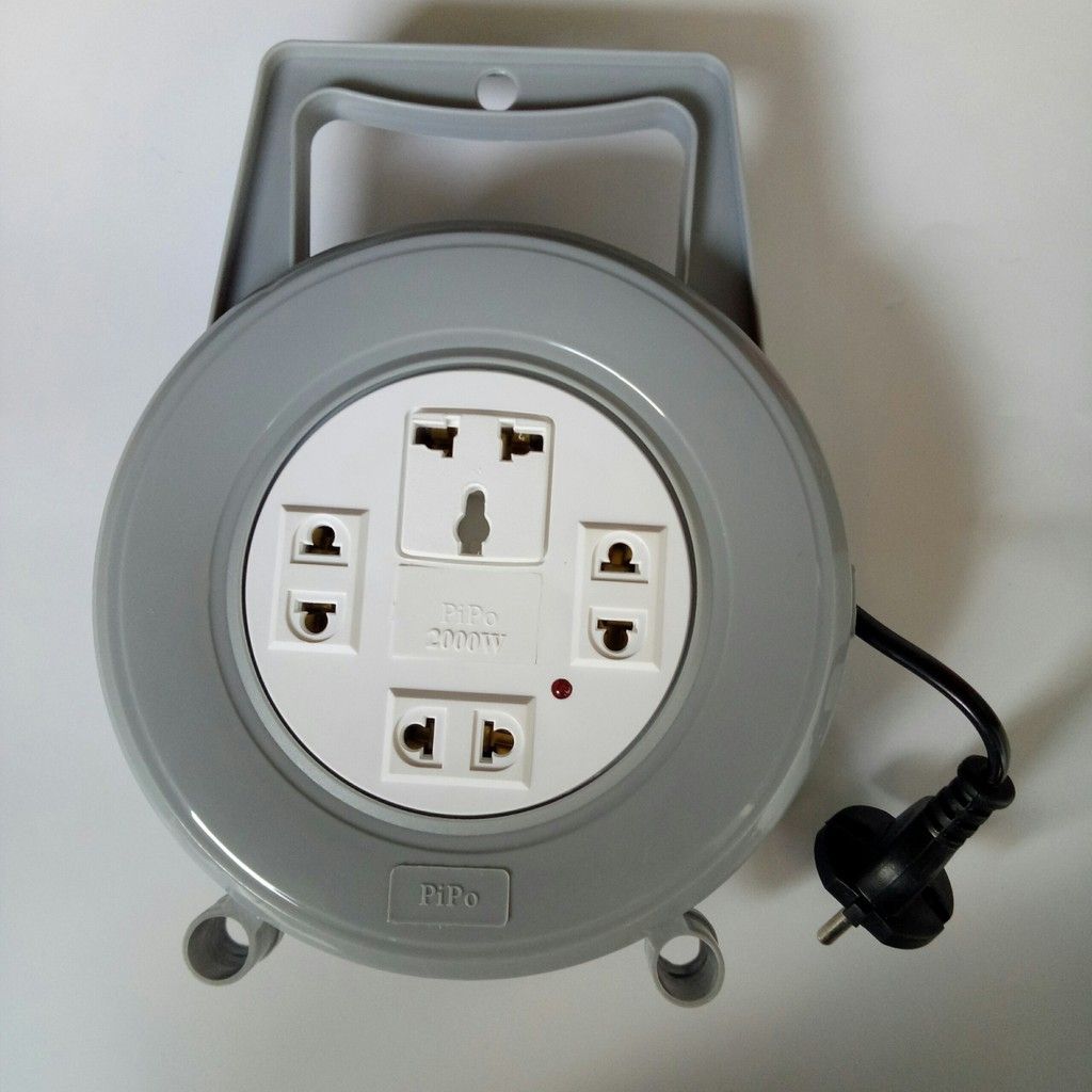 Ổ cắm điện quay 8M Pipo P200