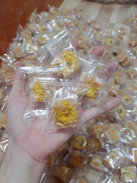 Trà hoa cúc Đường phèn mật ong