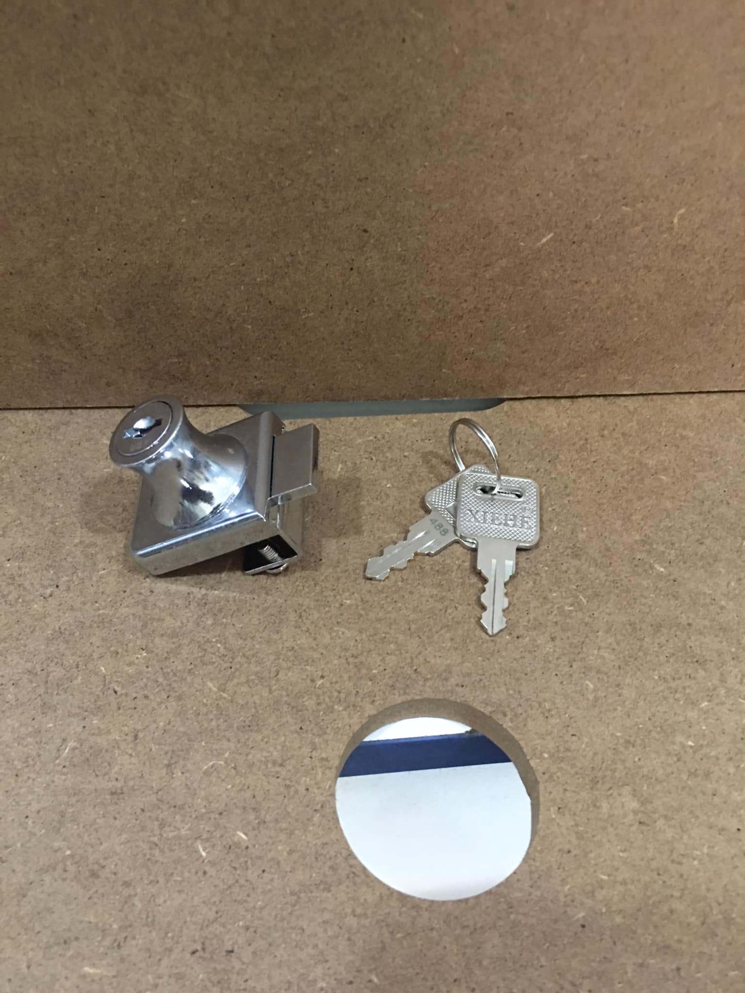 [HCM]Khóa tủ kính 1 cánh Xiehe