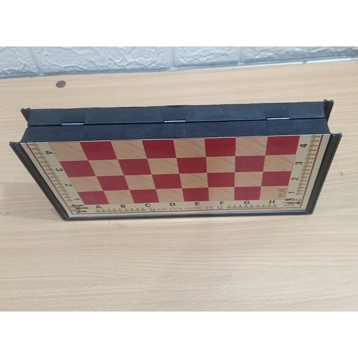 Bộ cờ vua nam châm kích thước 28X28 cm,