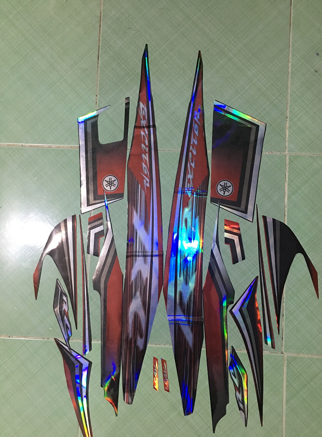 Tem exciter 2010 RC đỏ đen crom
