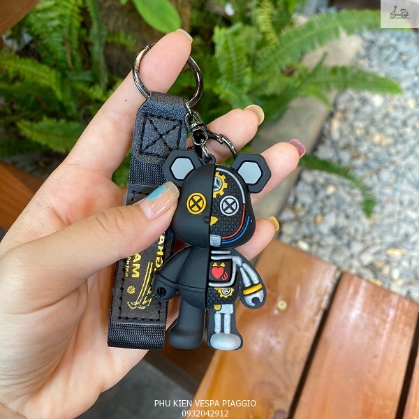 Móc khóa Gấu BearBrick Robot Loại Cao Cấp Có Móc Dây