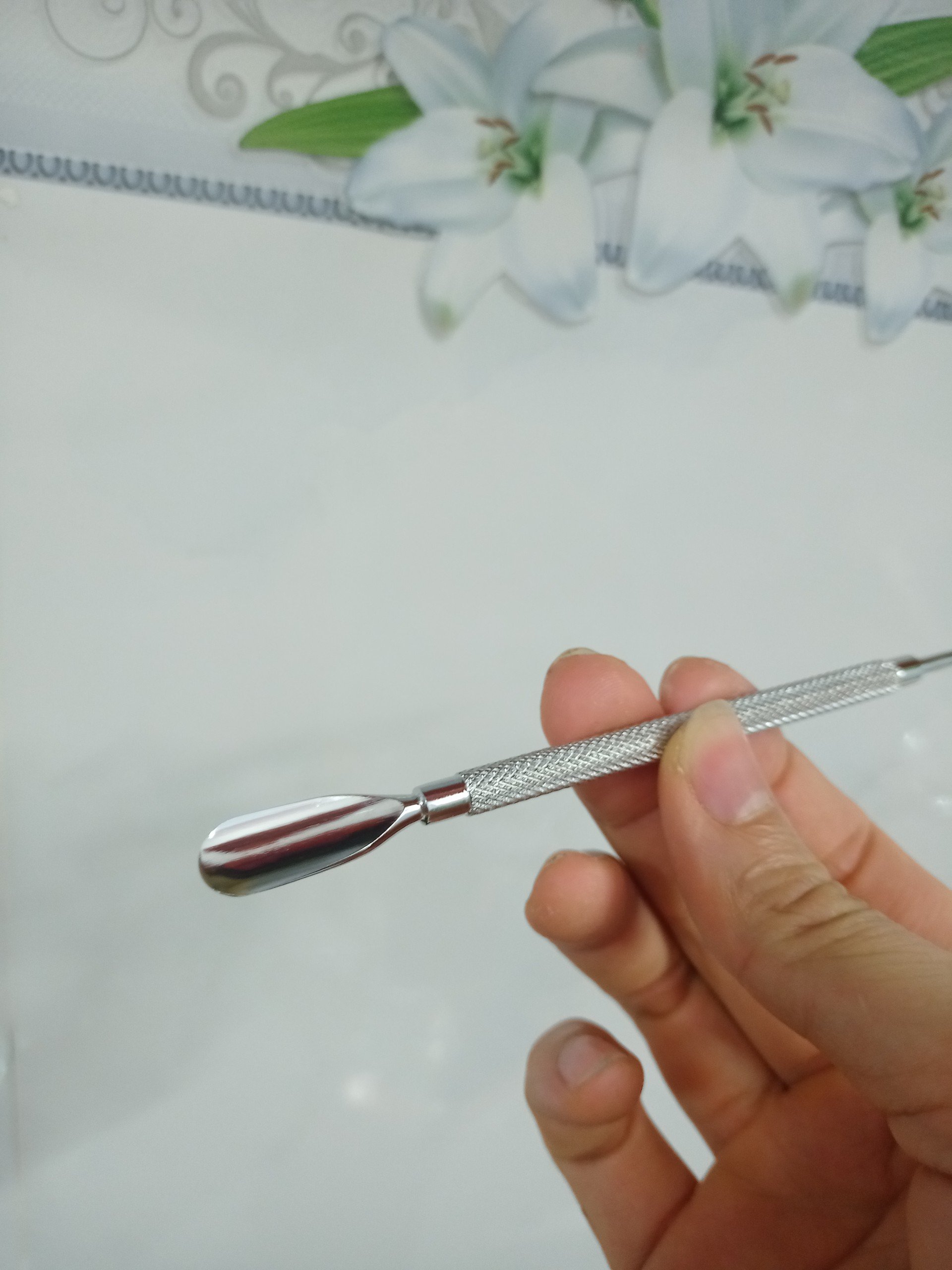 1 Cây sủi da và lấy khóe móng chân inox