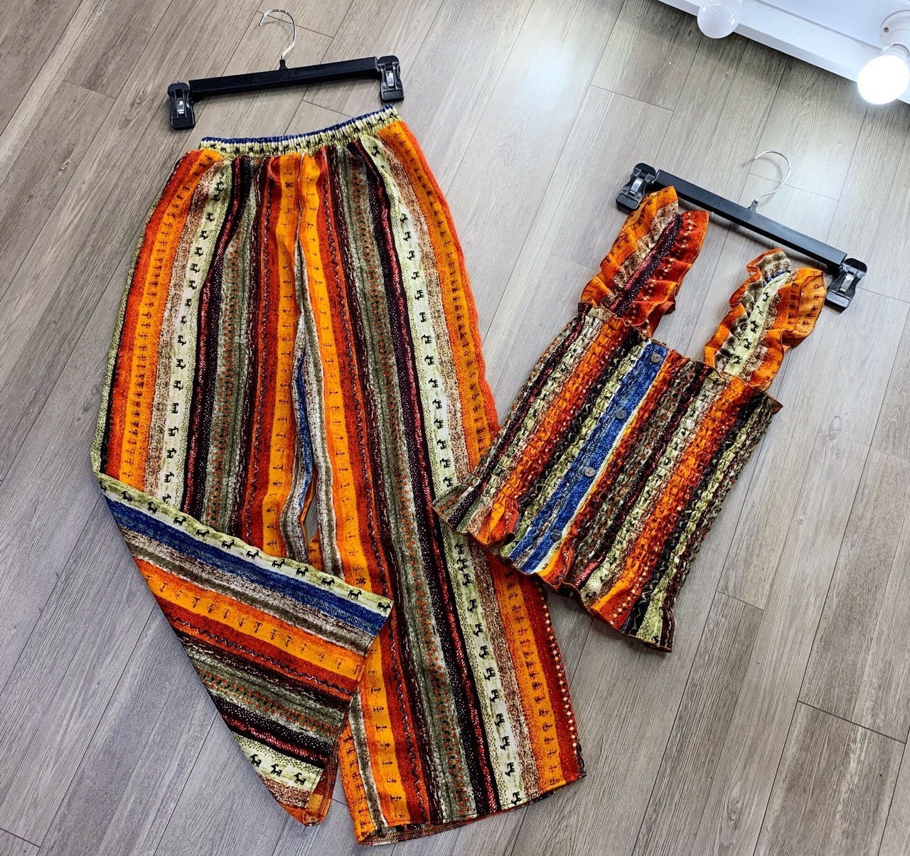 Sét bộ thổ cẩm chạy nhún-QH
