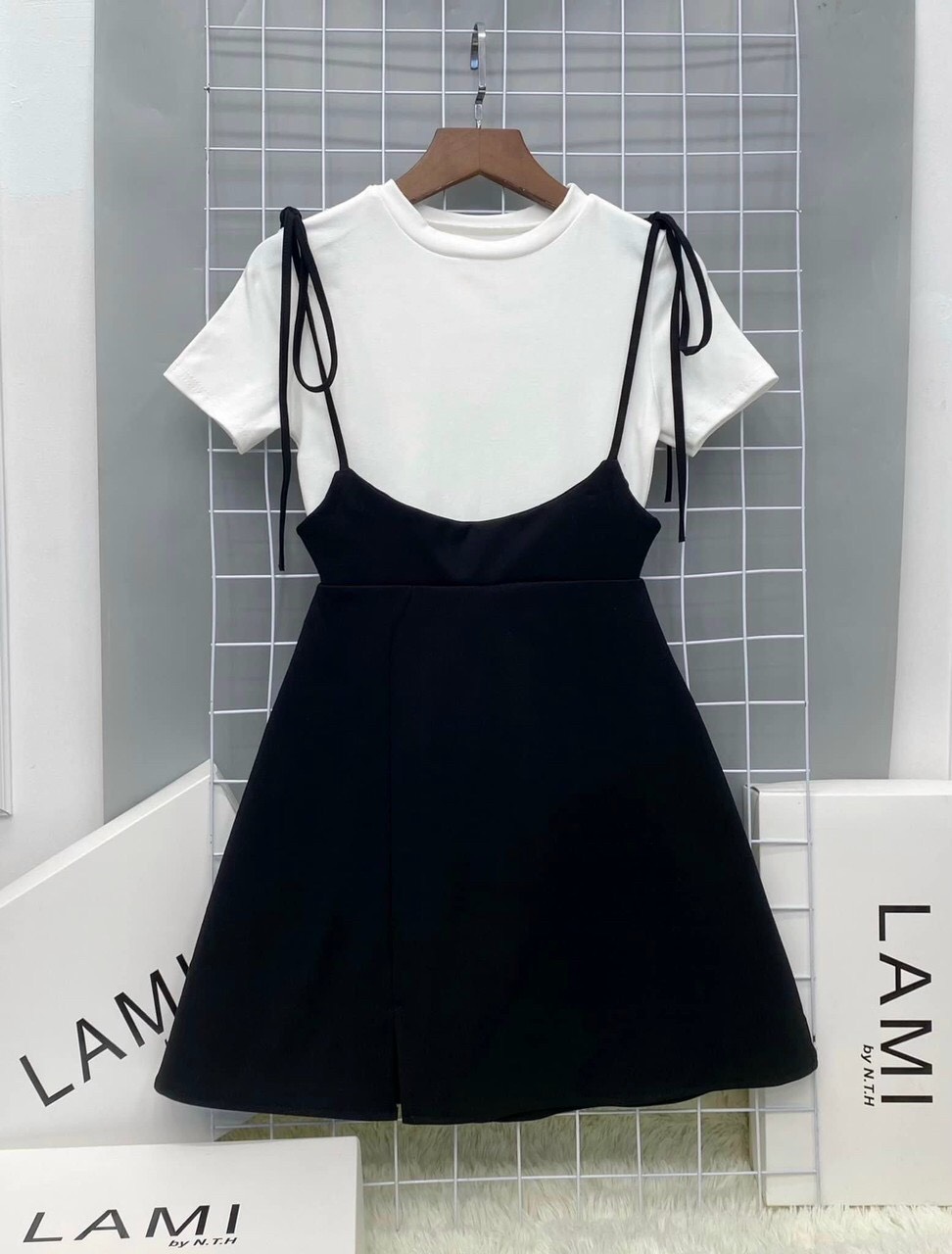 Váy đầm nữ kiểu xòe hoa dẻ thương lắm nhé