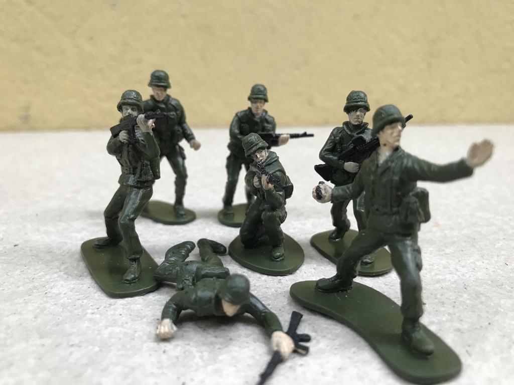 Mô hình Nhân vật người lính 1:43