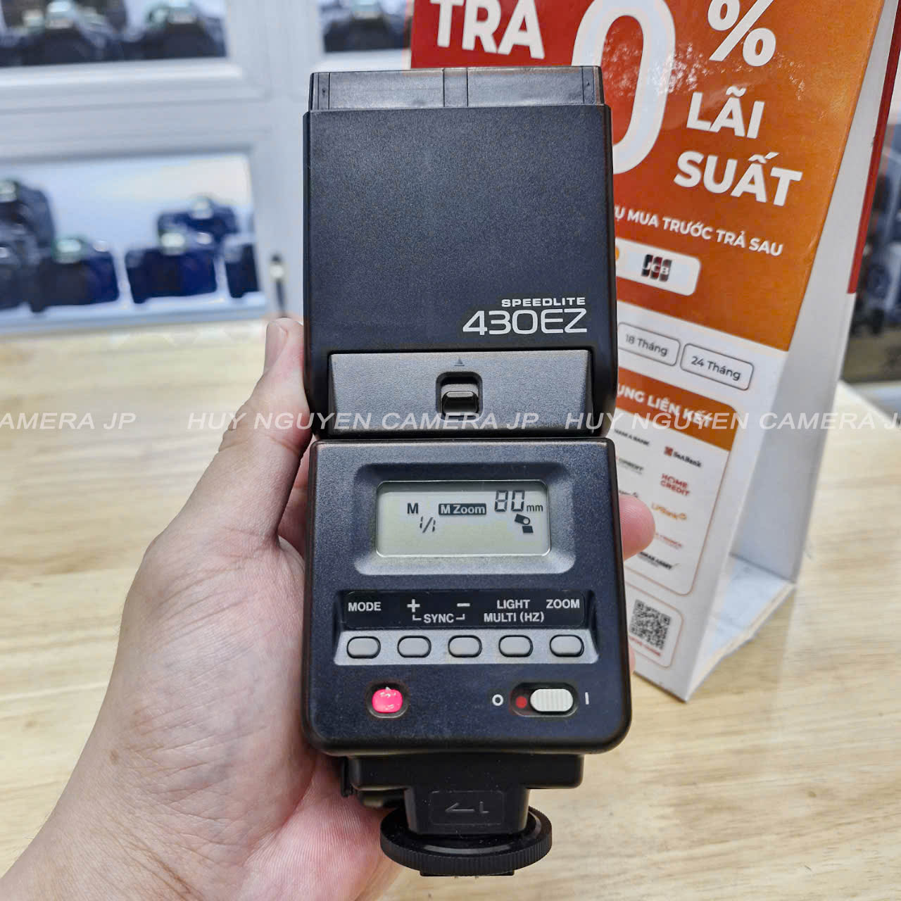 ĐEN FLASH CANON 430EZ . HOẠT ĐỘNG TỐT MỌI CHỨC NĂNG , ÁNH SÁNG TRONG TRẺO.