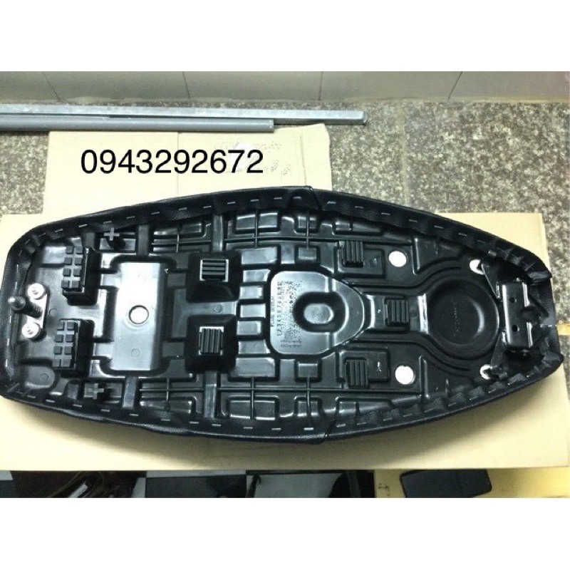 Yên Xe Super Dream Honda (77200KFV950)