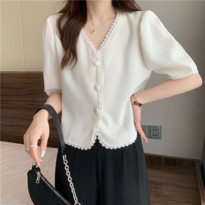 Áo sơ mi phối viền ren