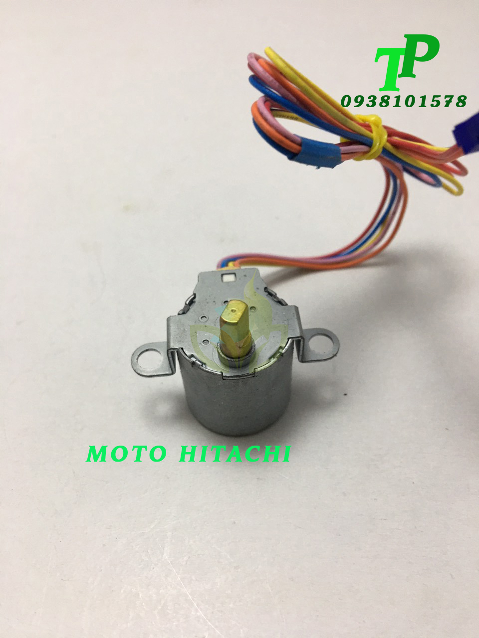 Moto vẫy lá đảo dàn lạnh Hitachi